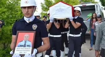 Gemlik Adliyesinde Şehit Olan Polis Memuru, Toprağa Verildi