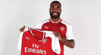 Lacazette, 53 Milyon Euro'luk Rekor Bonservis Bedeliyle Arsenal'de