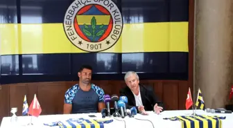 Fenerbahçe'de Toplu İmza Töreni