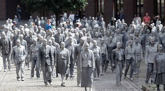Binlerce Protestocu G-20'ye 'Değişim' Mesajı Vermek İçin Zombi Oldu