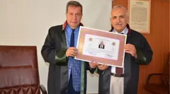 54'ünde Avukat Oldu