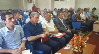 Gevaş'ta Muhtarlarla İstişare Toplantısı