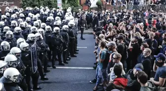 Hamburg Sokaklarında G-20 Protestosu Sürüyor