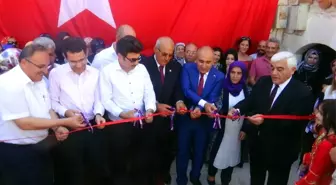Kilis'te Suriyeli Kadınların da Yararlanabileceği Meslek Edindirme Merkezi Açıldı
