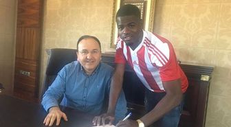 Sivasspor, Elderson Ile 1 Yıllık Sözleşme Imzaladı