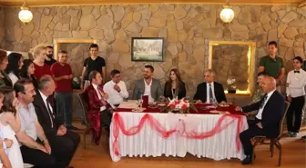 Vali Toprak, Genç Çiftin Nikâh Törenine Katıldı