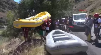 Erzincan Kemah'tan Geçen Karasu'da Rafting Yapıldı