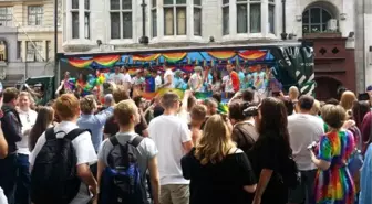 Pride İn London Yürüyüşü Başladı (3)