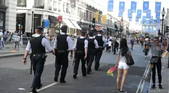 Pride İn London' Yürüyüşü Büyük İlgi Gördü