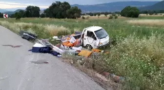 Tokat'ta Tır ile Kamyonet Çarpıştı: 3 Ölü, 1 Yaralı