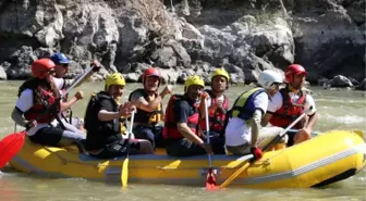 Vali Arslantaş'ın Rafting Heyecanı