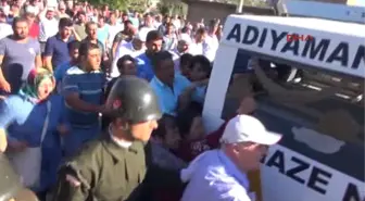 Adıyaman Şehidi Gözyaşlarıyla Toprağa Verildi