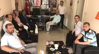 Kaymakam Yüzer: 'Siyasi Partiler Demokratik Yönetimin Vazgeçilmez Unsurlarıdır'