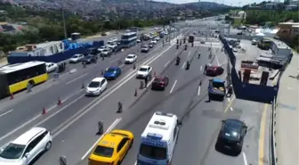 Ömer Halisdemir Anısına Pedal Çeviren 250 Bisikletlinin 15 Temmuz Şehitler Köprüsü'nden Geçişi...