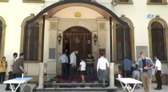 Bakan Işık, Fevziye Camii'nde Cenaze Namazına Katıldı