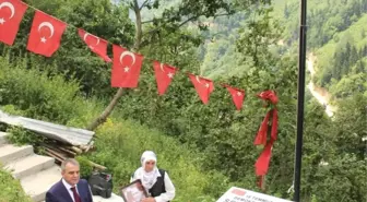 Başkan Sağıroğlu'ndan Demokrasi Şehidinin Mezarına Ziyaret