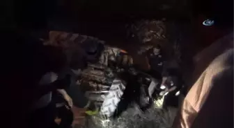 İnegöl'de Feci Kaza...paramparça Olan Traktörün Altından Yaralı Olarak Kurtarıldı