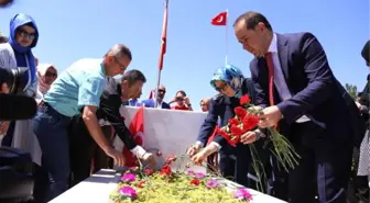 Kahramankazan'da 15 Temmuz Şehitleri Mezarları Başında Anıldı