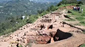 Kibele Heykelinin Bulunduğu Kalede Kazı Çalışmaları Yeniden Başladı