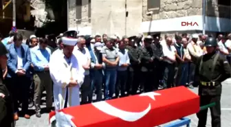 Konya 49 Yaşındaki Gazi, 'Kırım Kongo Kanamalı Ateşi' Şüphesiyle Öldü