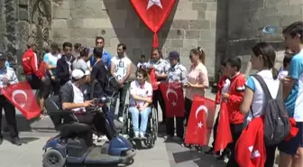 15 Temmuz İhanet Gecesinde İha'nın Tarihe Damga Vuran Fotoğraflarının Sergisi Tarihi Yakutiye...