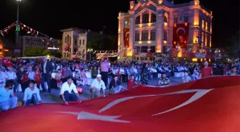 Aksaray'da 15 Temmuz Anma Etkinliği Sürüyor