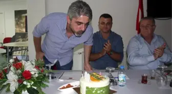 Karşıyaka'da Güneş'e Pastalı Karşılama