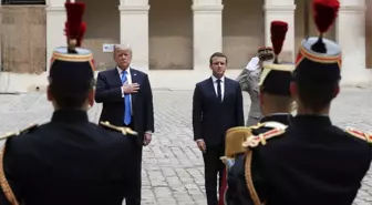 Macron, Trump'ı Resmi Törenle Karşıladı