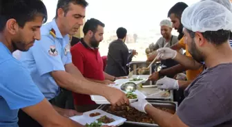 Diyarbakır'da Şehitler İçin Mevlit Okunup, Fidan Dikildi