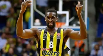 Fenerbahçe'den Udoh'a Duygusal Veda!