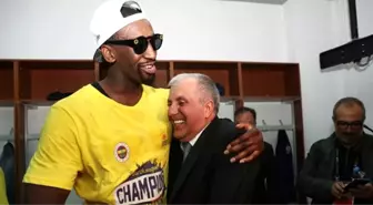 Fenerbahçe, Takımdan Ayrılan Ekpe Udoh'a Teşekkür Etti