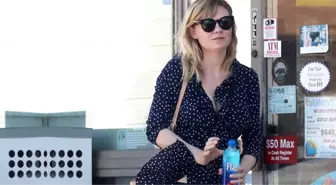 Kristen Dunst, Rüzgarın Azizliğine Uğrayınca İç Çamaşırı Gözüktü