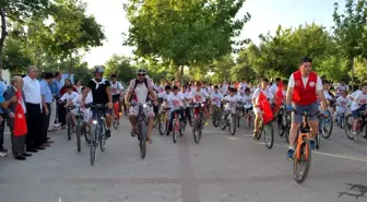 Manisa'da Pedallar '15 Temmuz Şehitleri' Anısına Çevrildi