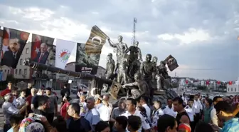 Antalya'da 15 Temmuz Demokrasi Anıtı'na Yoğun İlgi