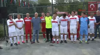 Eski Milli Futbolcular 15 Temmuz Şehitleri Için Sahaya Çıktı