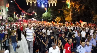 Manisa'da On Binler 15 Temmuz Şehitleri İçin Yürüdü