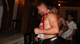 Başpehlivan İsmail Balaban, 'Hamam' Geleneğini Sürdürdü