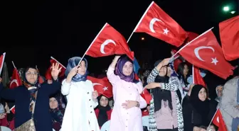 Darende'de 15 Temmuz'da Vatandaşlar Meydanları Doldurdu