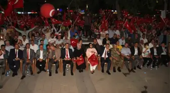 Elazığ'da Demokrasi Nöbeti Devam Ediyor