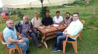 Gazeteci-Yazar Cem Küçük Memleketi Giresun'da Stres Attı