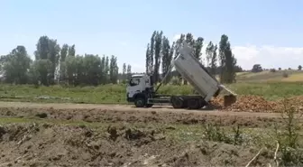 Aslanapa'da Köy Yolu Çalışmaları