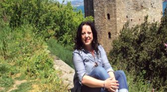 Dilşah Öğretmen: 25 Yılın Gerekçesi Platonik Aşk