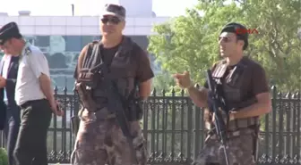 Muğla Güçlük Çıkartan Darbeci Askerler Ayrı Araçlarda Getirildi