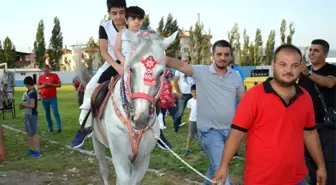 Lösemi Hastası Pelin İçin Ata Bindiler