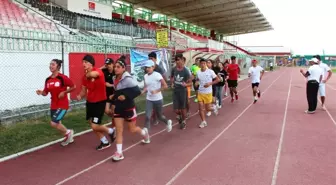 Budak'tan Milli Takım Kampına Ziyaret