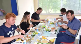 Şizofreni Hastaları Yemek Yaparak Şifa Buluyor