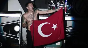 Ünlü Rock Grubu Linkin Park'ın Solisti Chester Bennington İntihar Etti