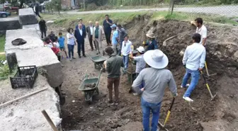 Başkan Keleş, Kazı Alanında İnceleme Yaptı