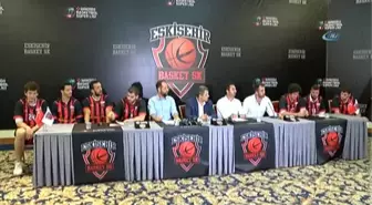 Eskişehir Basket'te 7 İmza Birden