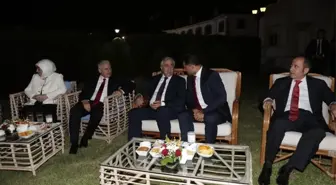 KKTC Cumhurbaşkanı Akıncı, Eşi ile Resepsiyon Verdi